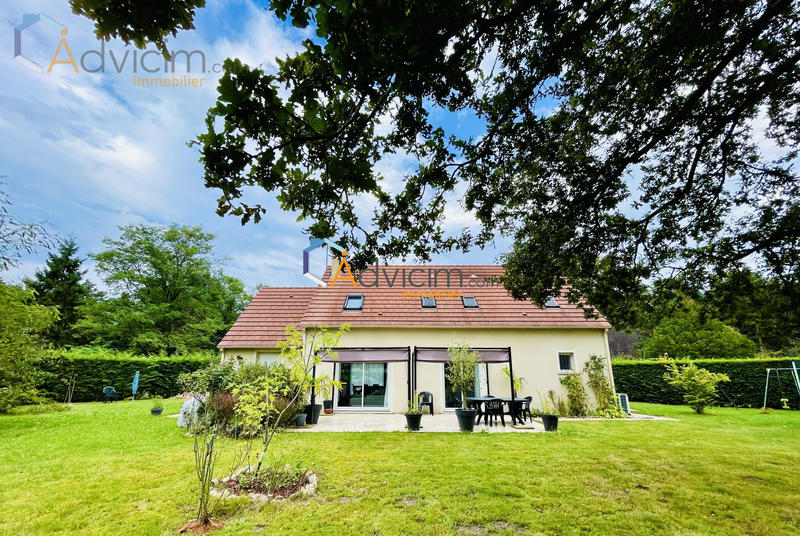 Maison contemporaine - 153 m² - 7 pièces