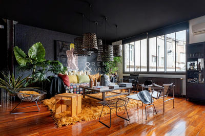 Appartement - 400 m² - 8 pièces