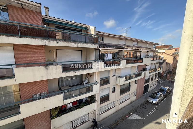 Studio - 30 m² - 1 pièce