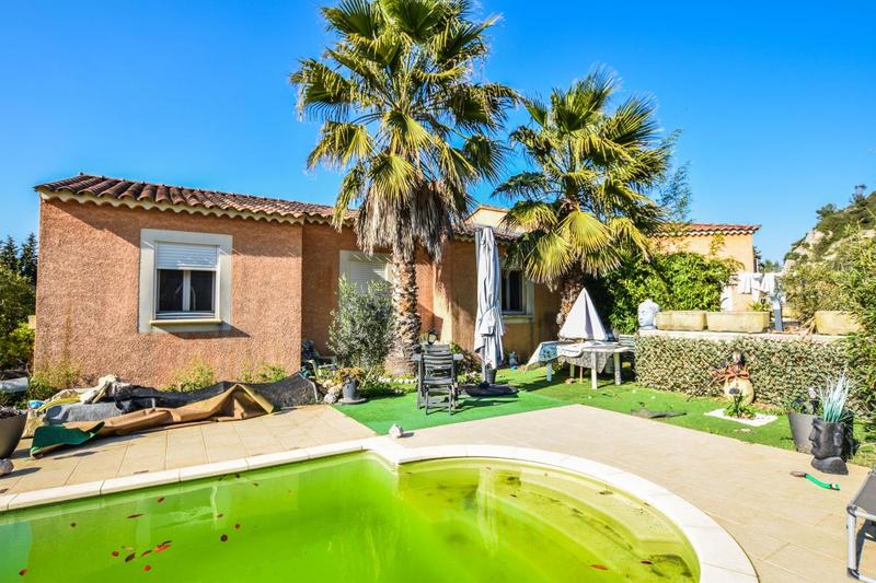 Villa - 136 m² - 6 pièces