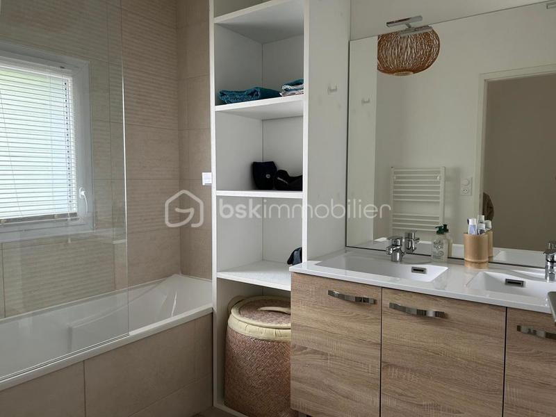 Maison - 94 m² - 4 pièces