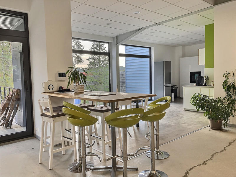 Local d'activité / Entrepôt - 1 166 m²