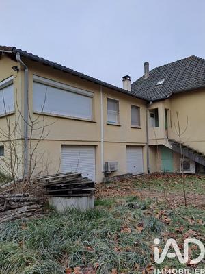 Maison - 188 m² - 9 pièces