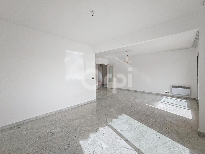 Appartement - 79 m² - 3 pièces