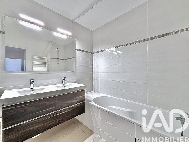 Appartement - 101 m² - 5 pièces