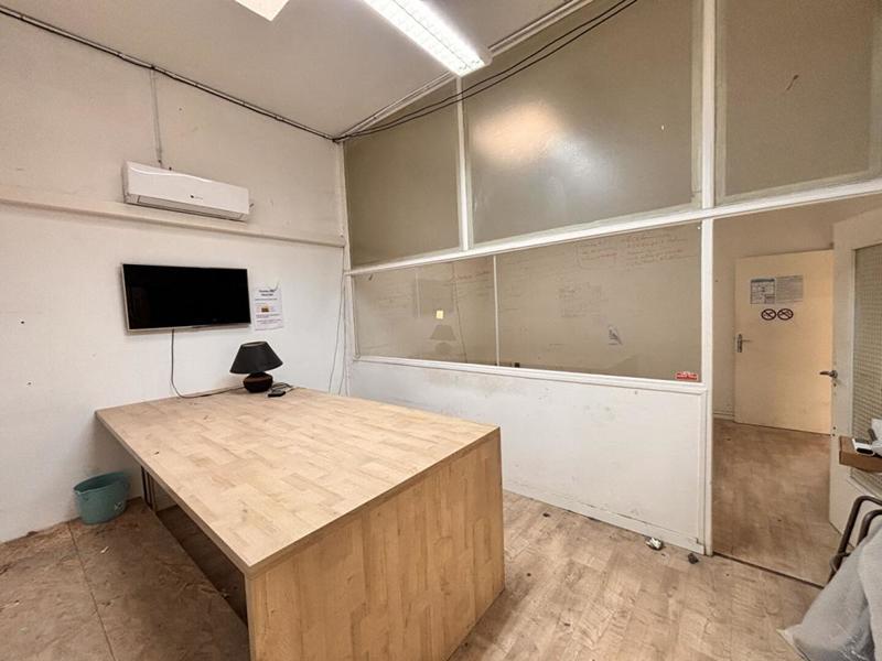 Local commercial - 223 m²