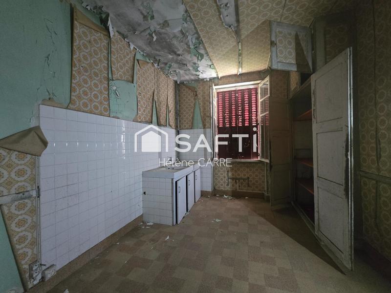 Maison - 350 m² - 14 pièces