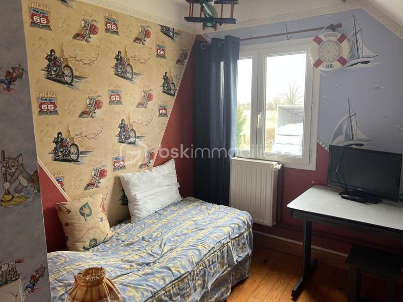 Maison - 222 m² - 10 pièces