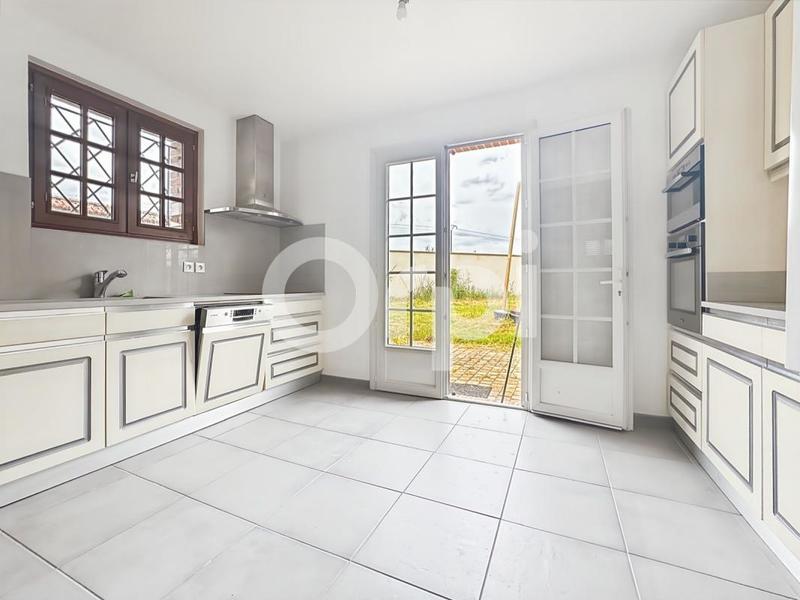 Maison - 160 m² - 5 pièces