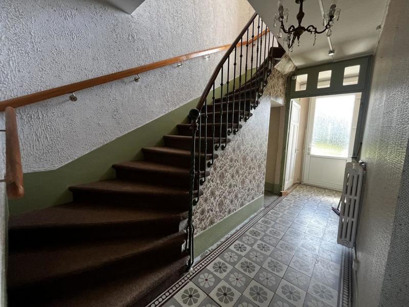 Maison - 158 m² - 7 pièces