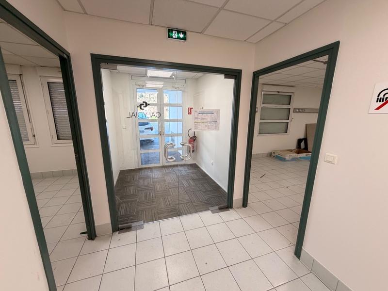 Bureau - 178 m² - 5 pièces