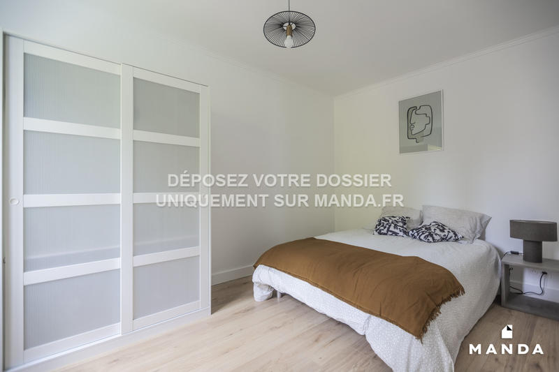Chambre - 11 m² - 4 pièces