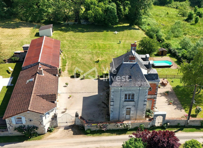 Maison - 245 m² - 7 pièces