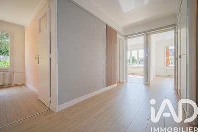 Appartement - 85 m² - 4 pièces
