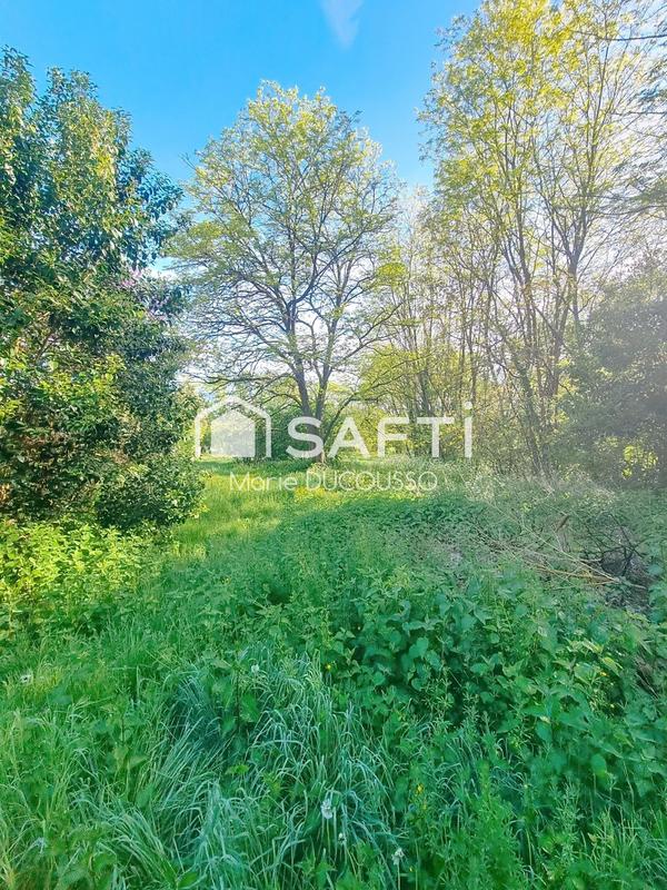 Maison - 237 m² - 8 pièces