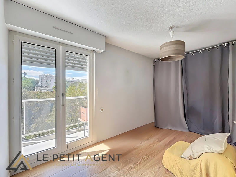 Appartement - 87 m² - 4 pièces