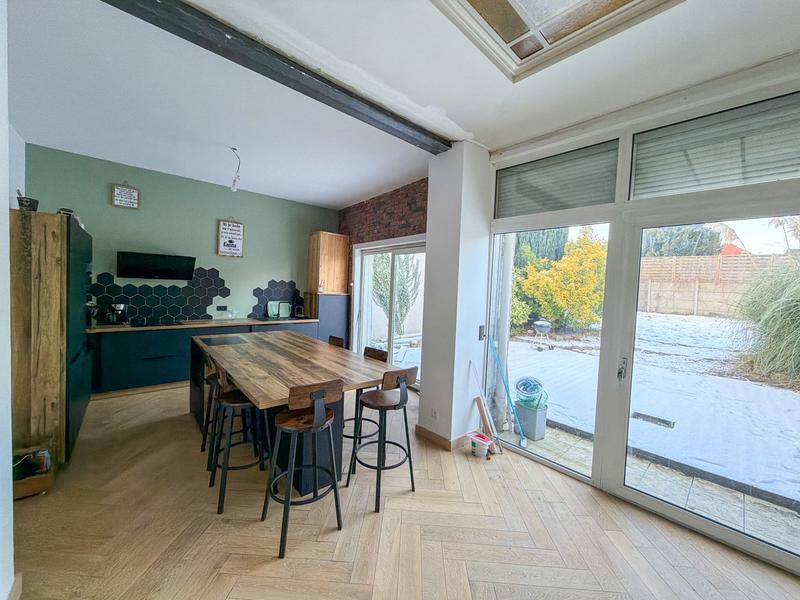 Maison - 140 m² - 5 pièces