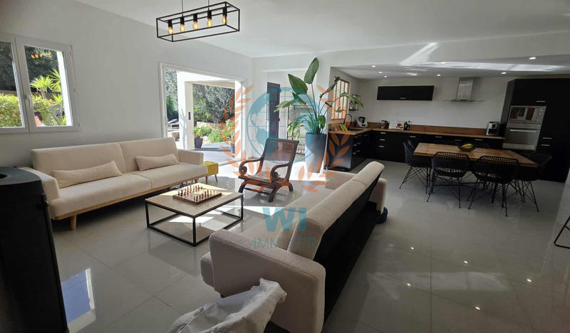 Maison - 150 m² - 6 pièces