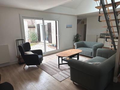 Maison - 150 m² - 7 pièces