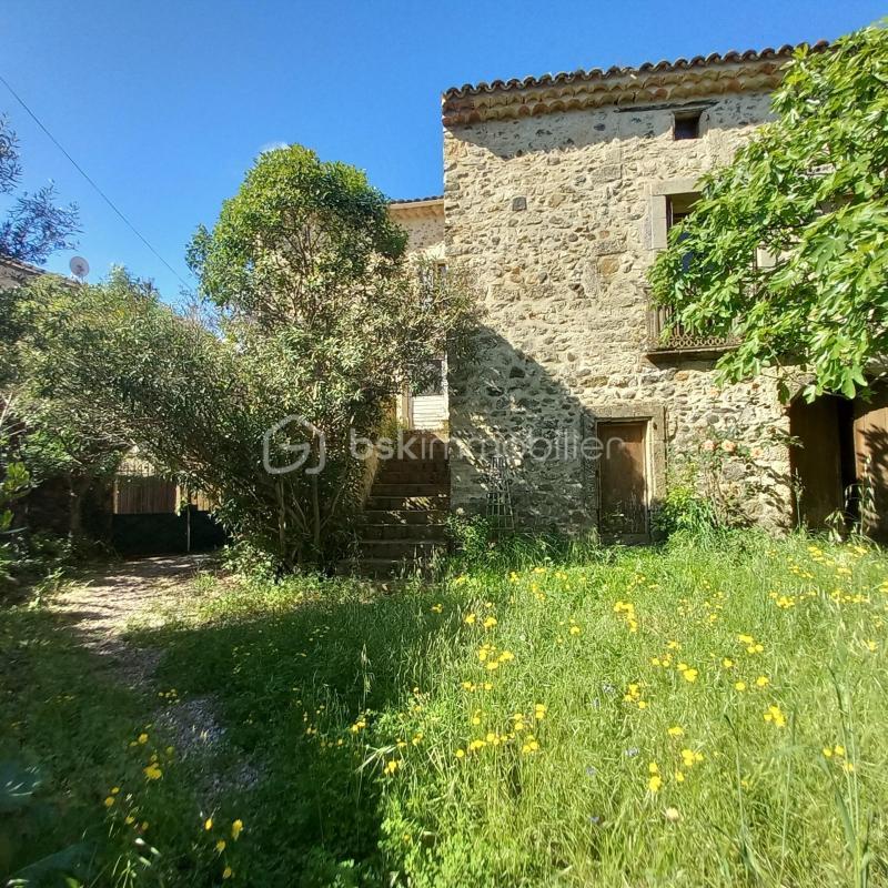 Maison ancienne - 174 m² - 6 pièces