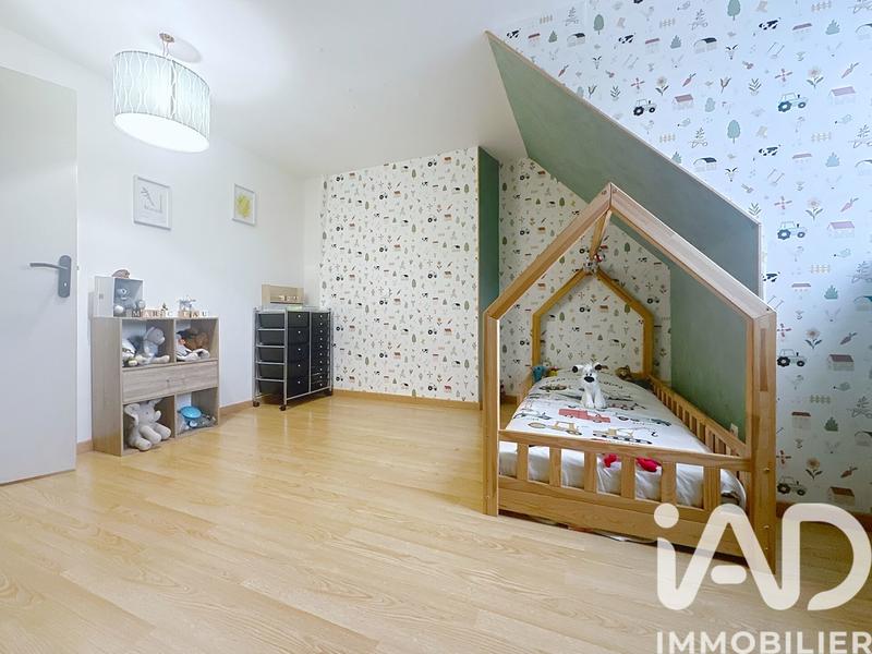 Maison - 120 m² - 4 pièces