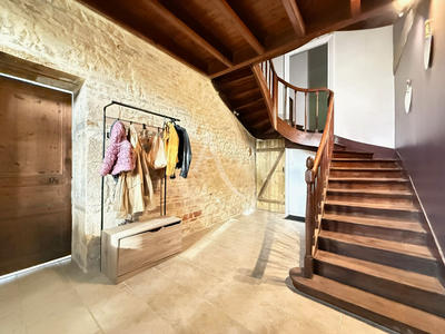 Maison - 268 m² - 6 pièces