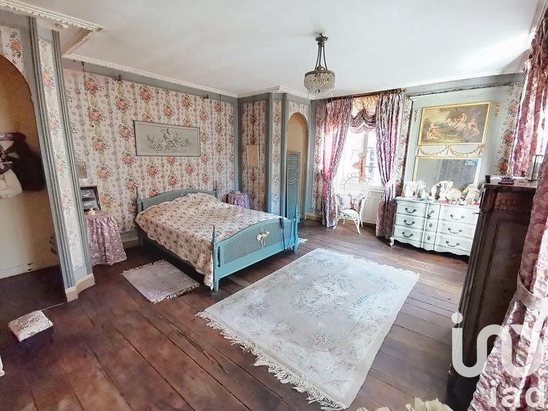 Maison - 300 m² - 9 pièces