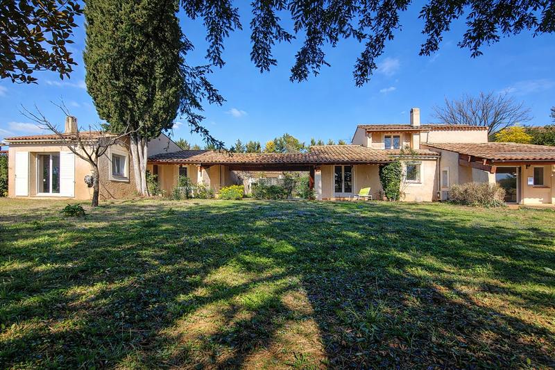 Maison - 206 m² - 7 pièces