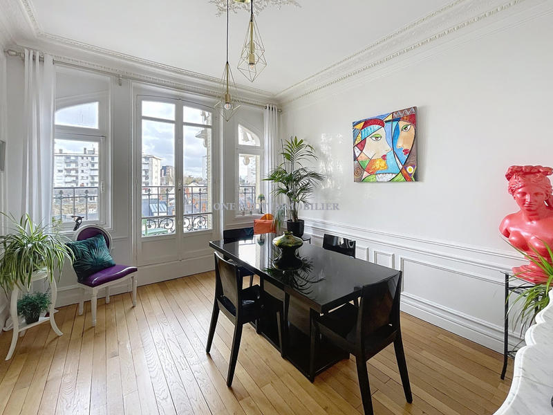 Appartement - 120 m² - 5 pièces