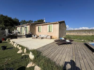 Maison - 158 m² - 6 pièces