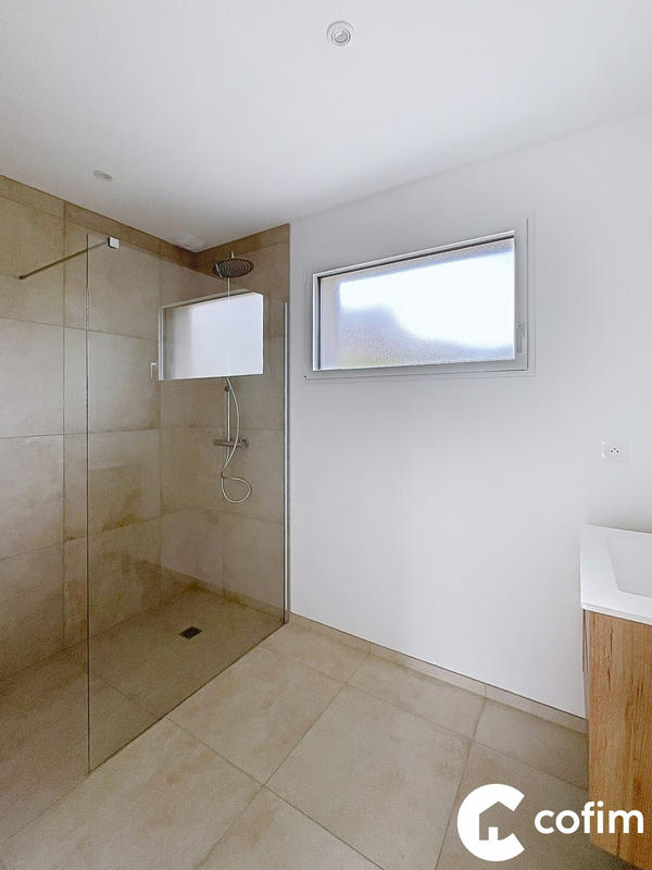 Maison - 101 m² - 4 pièces