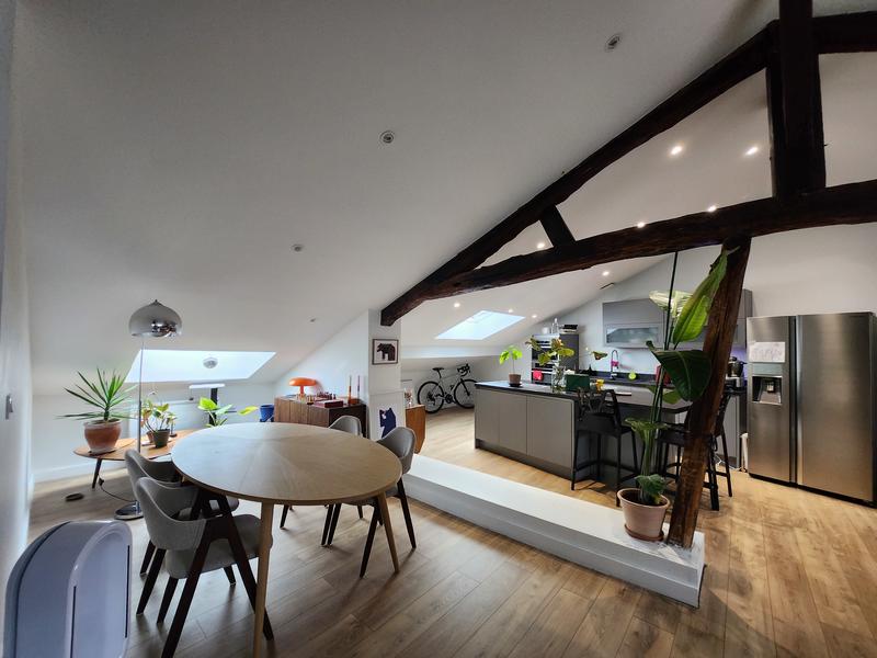 Appartement - 96 m² - 5 pièces