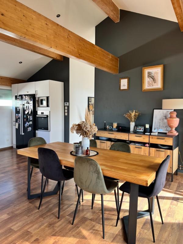 Appartement - 84 m² - 3 pièces