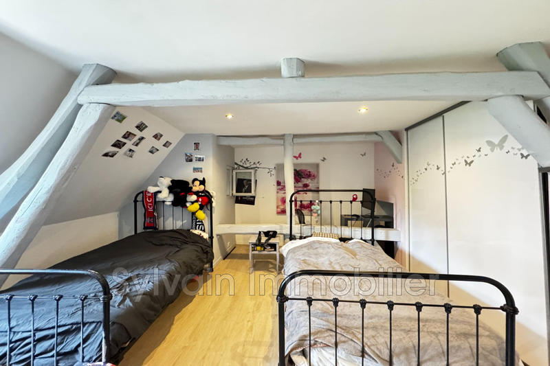 Maison - 200 m² - 8 pièces