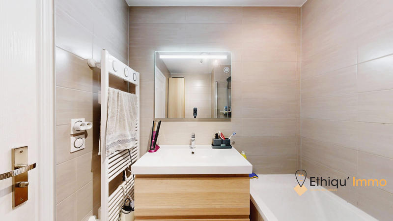 Appartement - 66 m² - 3 pièces