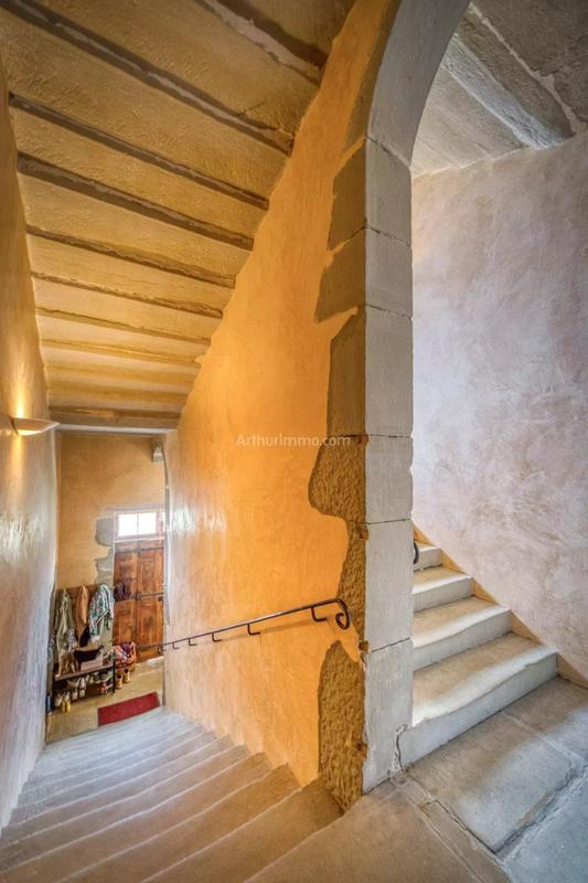 Maison - 488 m² - 20 pièces