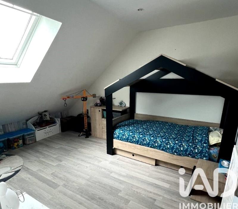 Maison - 137 m² - 8 pièces