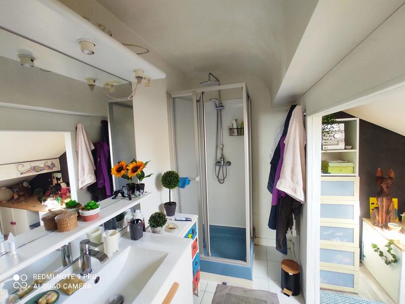 Maison - 107 m² - 6 pièces