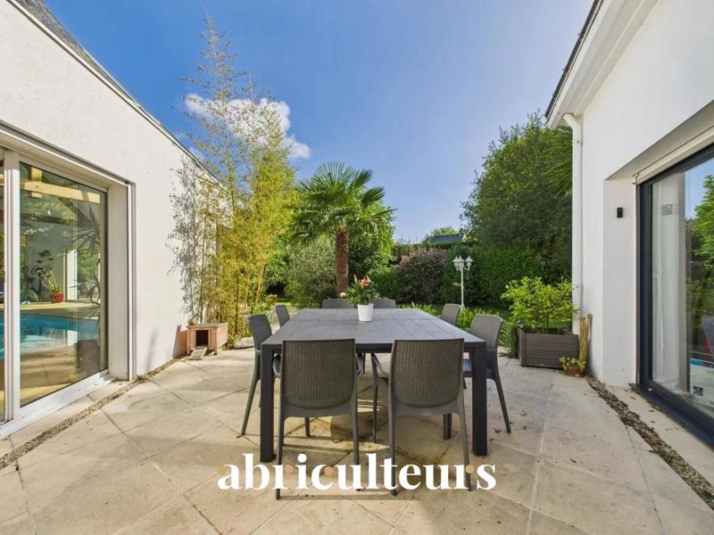 Maison ancienne - 258 m² - 7 pièces