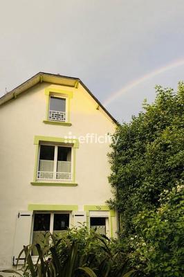 Maison - 98 m² - 4 pièces