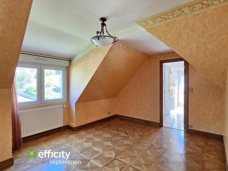 Maison - 290 m² - 7 pièces