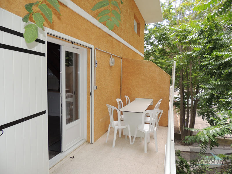 Maison - 319 m² - 20 pièces