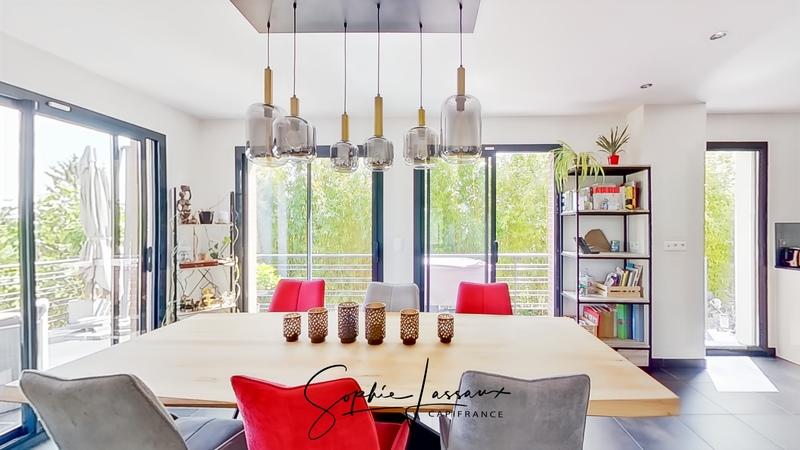 Maison d'architecte - 181 m² - 7 pièces