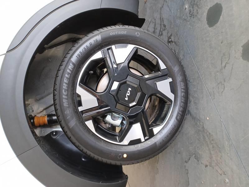 Kia Stonic 1.0 t-GDi 100 ch Dct7 Active