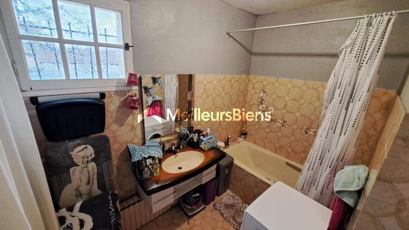 Maison - 99 m² - 5 pièces