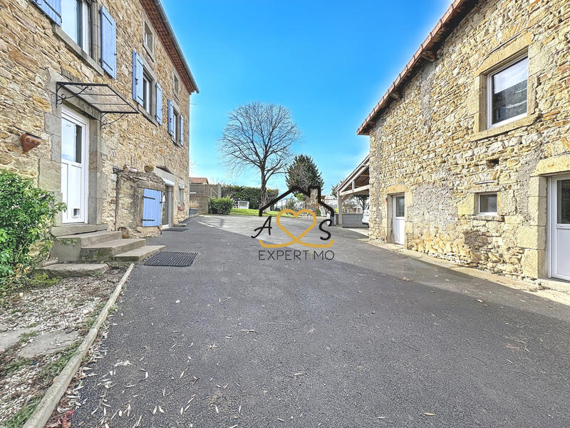 Maison - 168 m² - 6 pièces