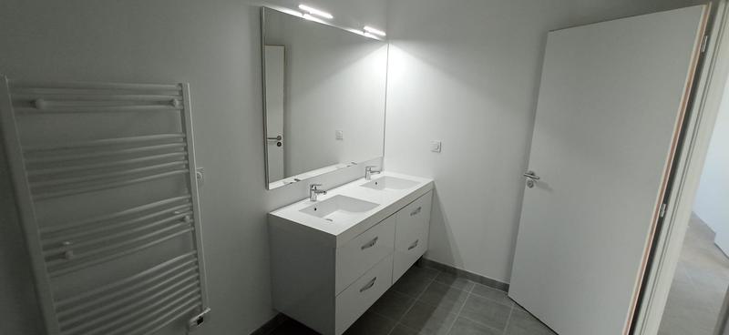 Villa - 90 m² - 4 pièces