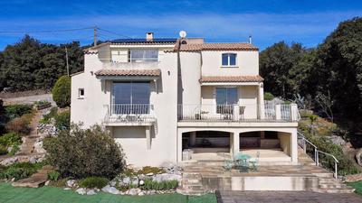 Maison - 130 m² - 4 pièces