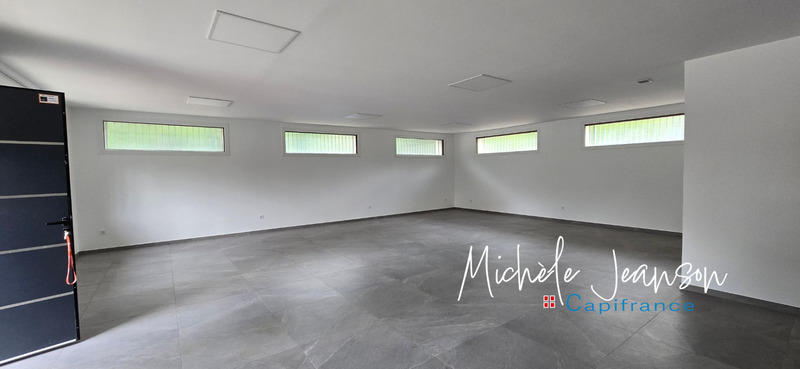 Local commercial - 106 m²