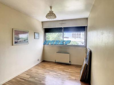 Appartement - 102 m² - 4 pièces